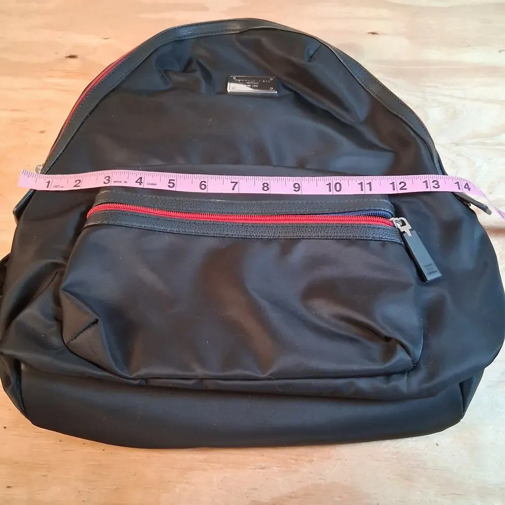 Tommy Hilfiger Backpack Bookbag School Bag Black Nylon Logo Zipper Pockets NWOT